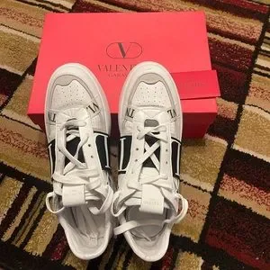 Valentino Garavani | Shoes | Valentino Garavani Shoes Pre  display picture 3